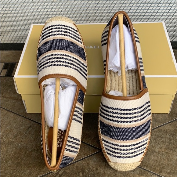 MICHAEL KORS MATHILDE ESPADRILLE CANVAS NAVY MULTI - Picture 7 of 16